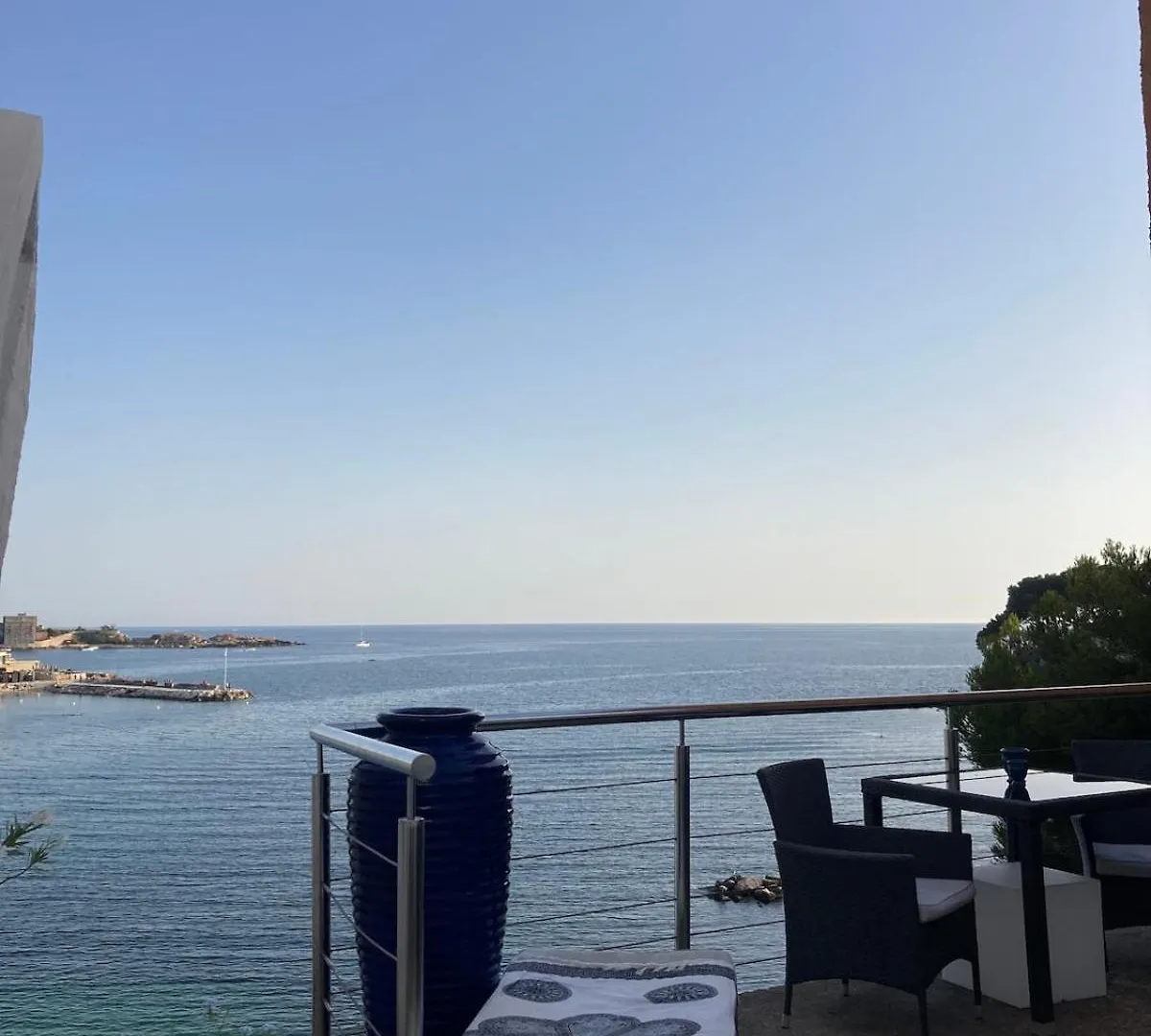 Villa Les Algues, Les Pieds Dans L'Eau Sur La Plage De Renecros Bandol