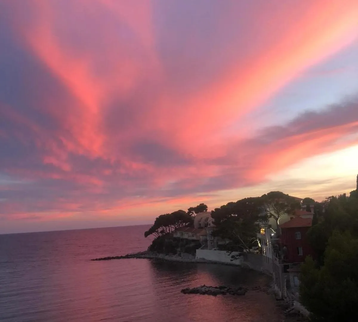 Villa Les Algues, Les Pieds Dans L'Eau Sur La Plage De Renecros Bandol